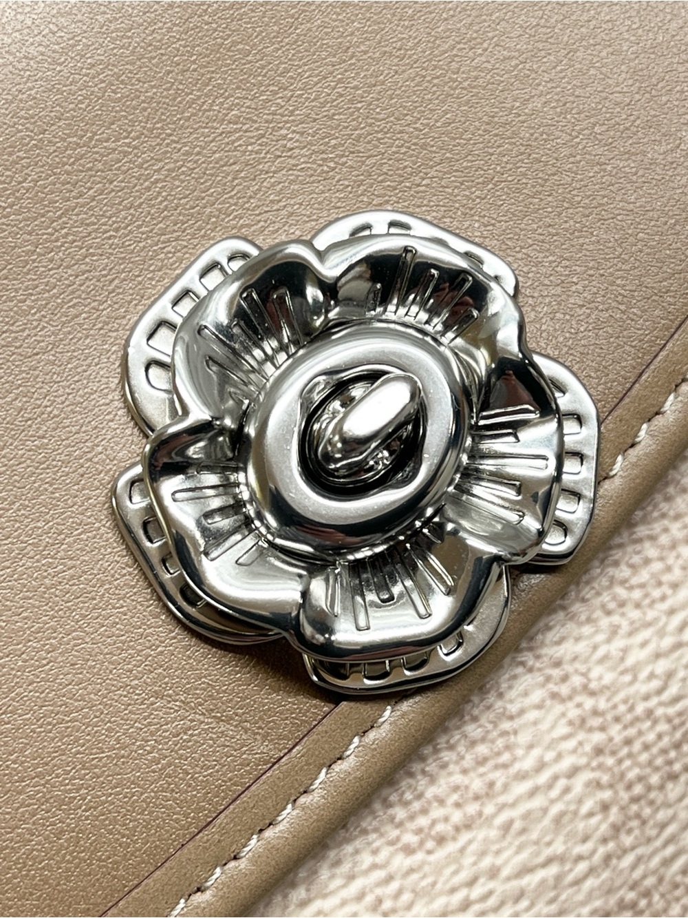 Coach Parker Signature Crossbody Bag with Tea Rose Closure NWT - Picture 8 of 14